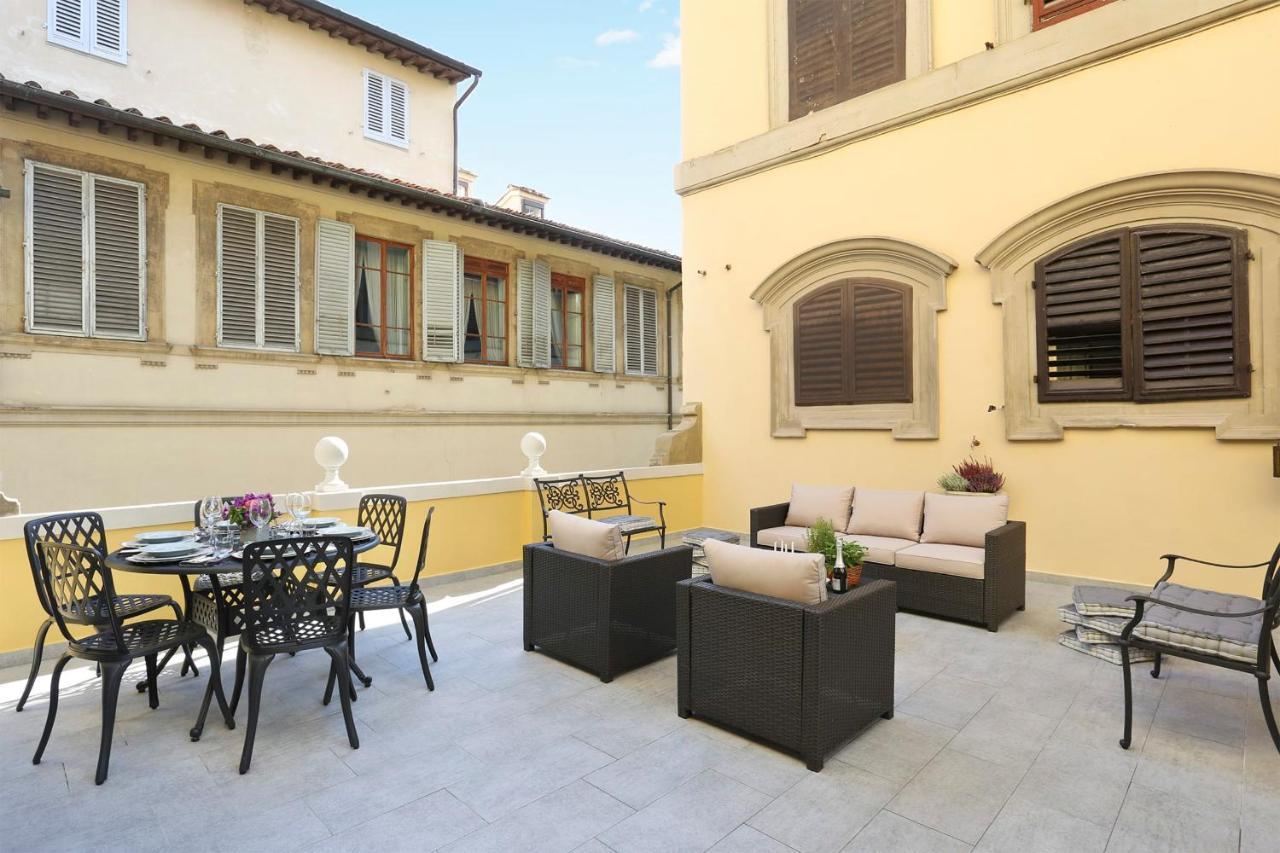 Design Apartment In The Heart Of Florence - Hosted By Sweetstay Exterior foto